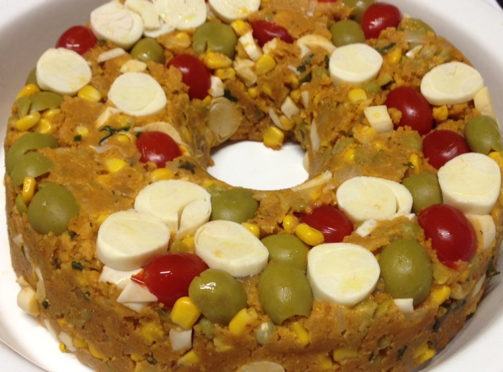 Ingredientes saborosos e coloridos para compor o cuscuz